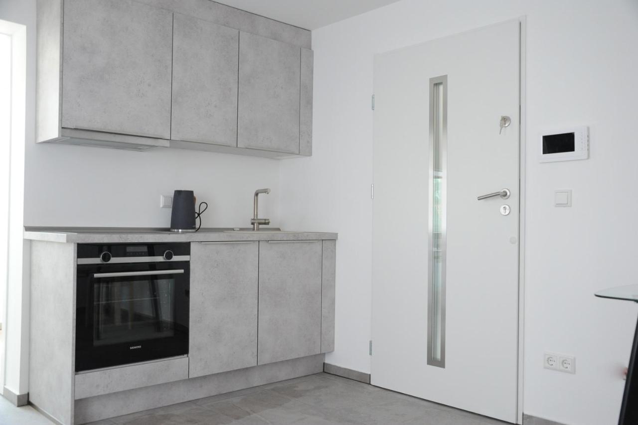 Kleine Studio-Wohnung, Kontaktloser Check-In Meckenbeuren Ngoại thất bức ảnh